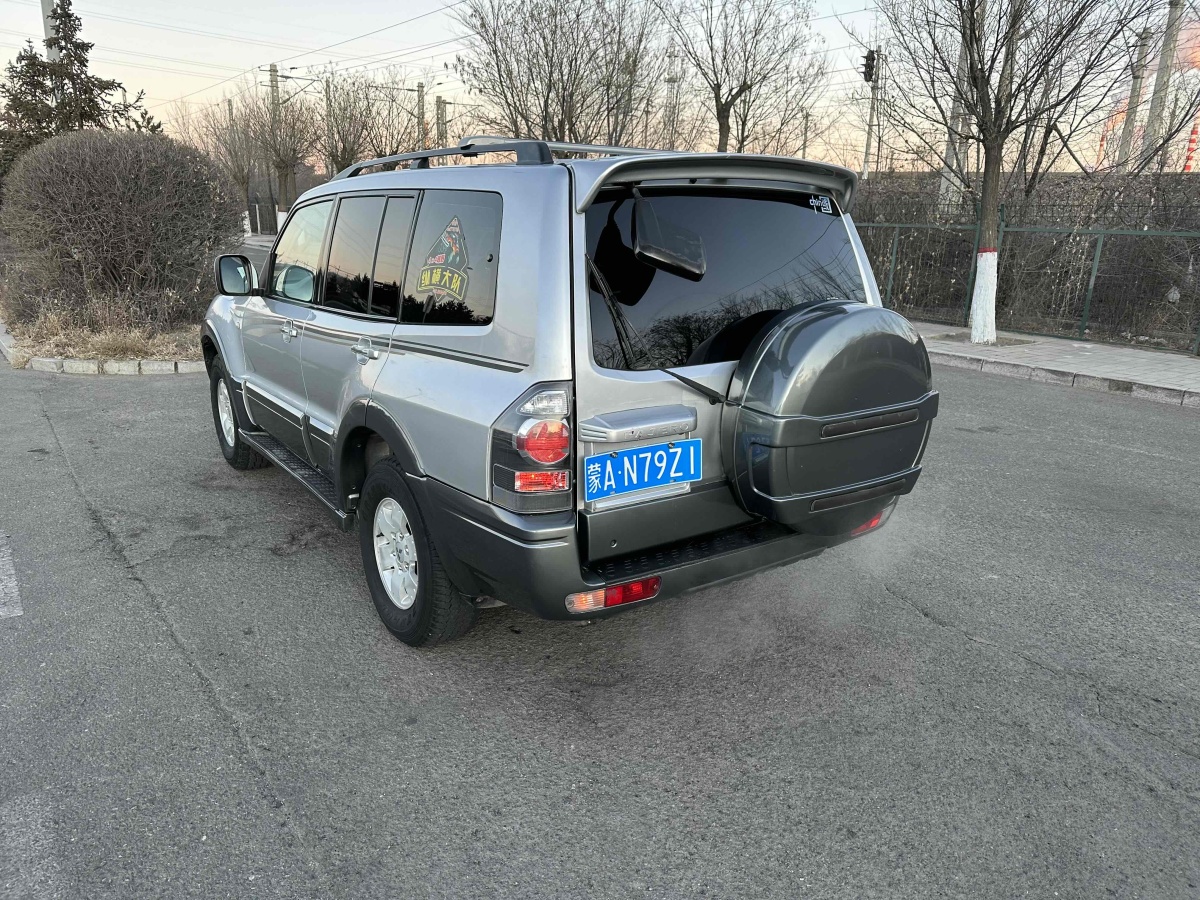 三菱 帕杰羅  2008款 V73 3.0L MT GL圖片