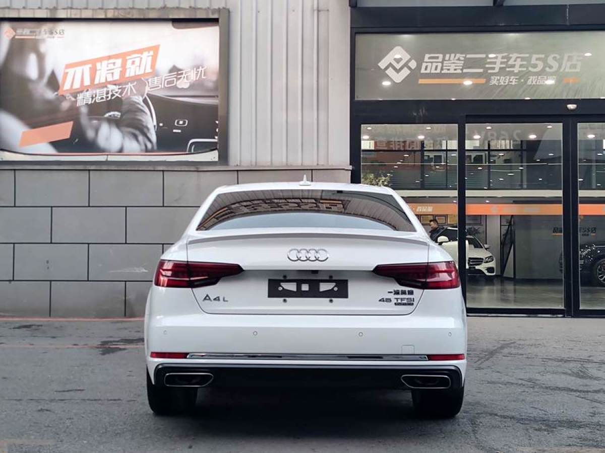 奧迪 奧迪A4L  2019款 40 TFSI 進取型 國VI圖片