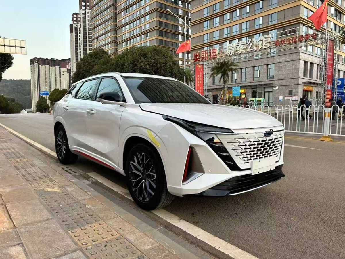 豐田 凌尚  2024款 智能電混雙擎 2.0L 豪華版圖片