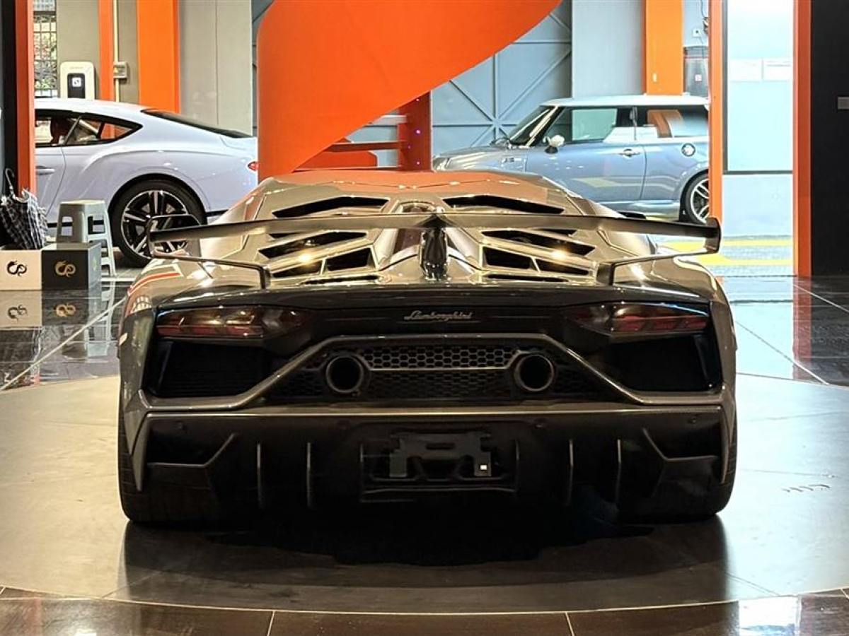 蘭博基尼 Aventador  2019款 Aventador SVJ圖片