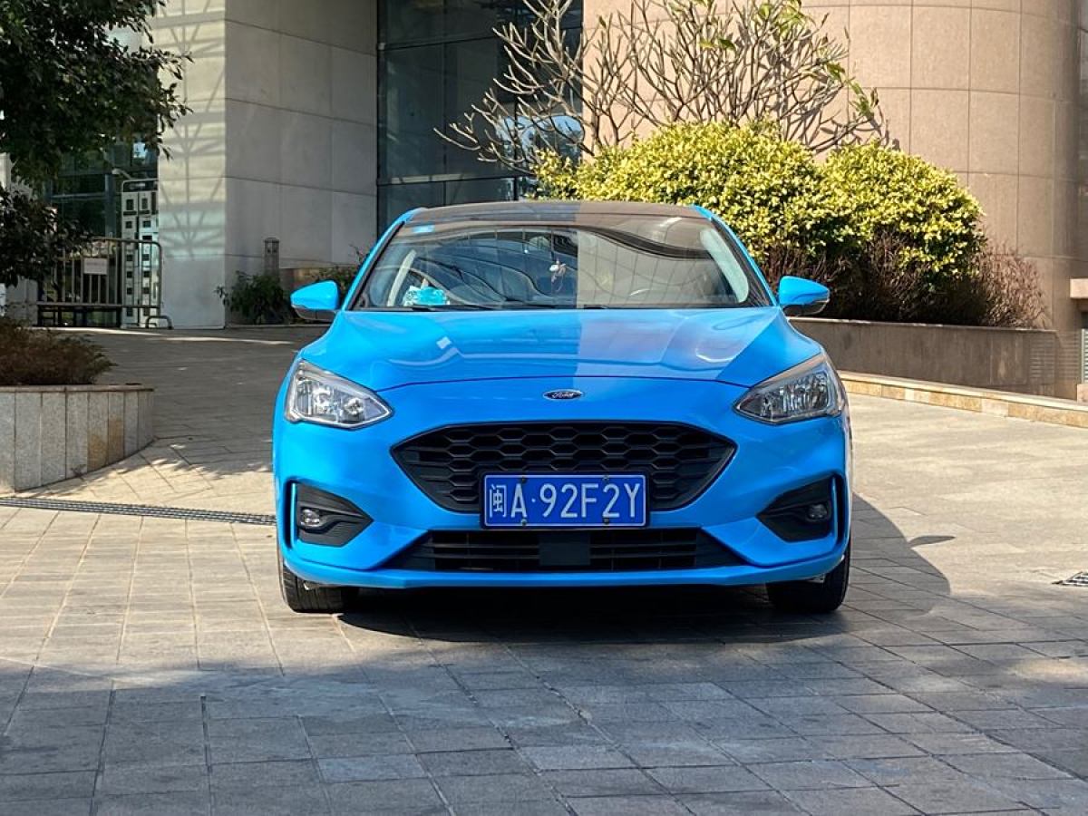 福特 ?？怂? 2020款 兩廂 EcoBoost 180 自動(dòng)鋒潮型圖片