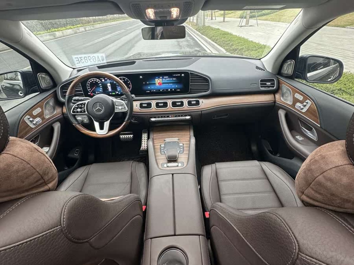 奔馳 奔馳GLS  2023款 改款二 GLS 450 4MATIC 豪華型圖片