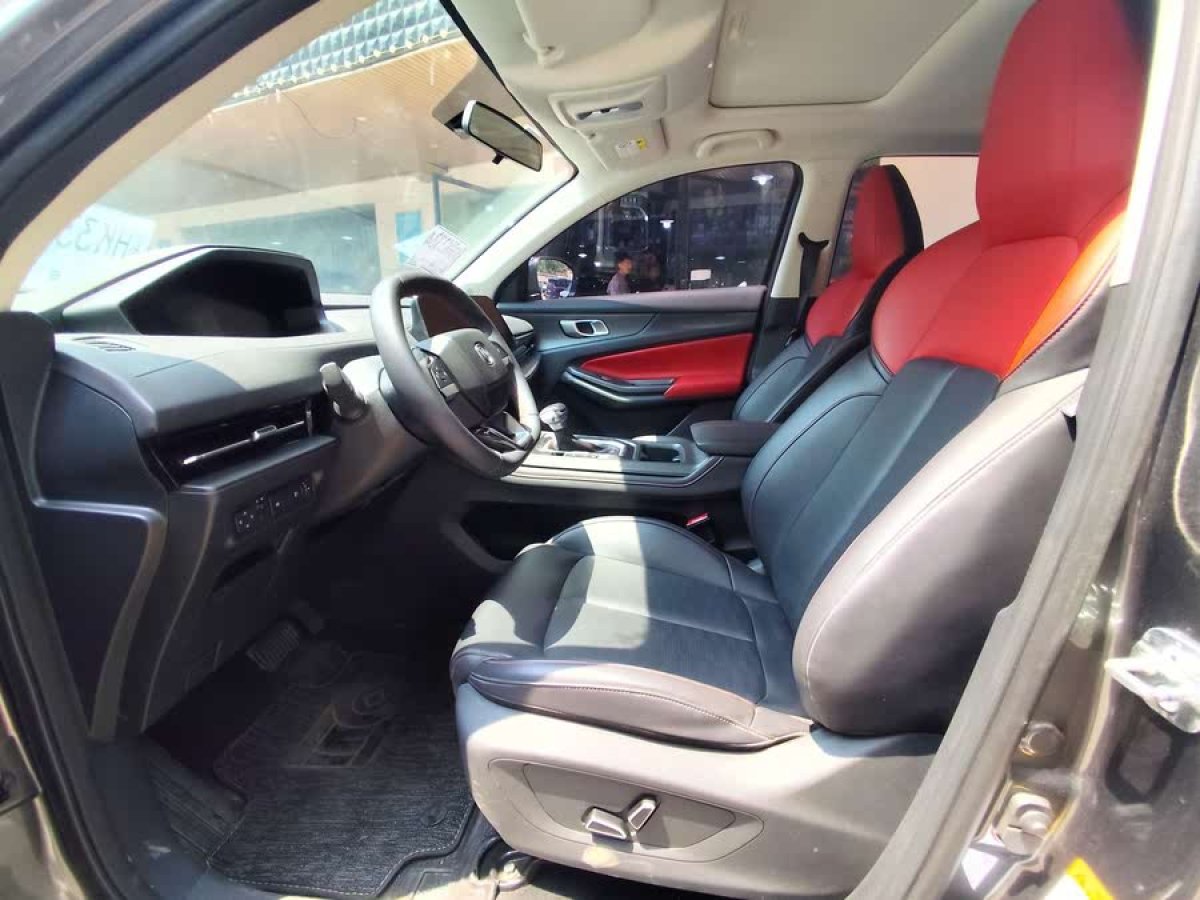 長(zhǎng)安 CS55 PLUS  2022款 第二代 1.5T DCT尊貴型圖片
