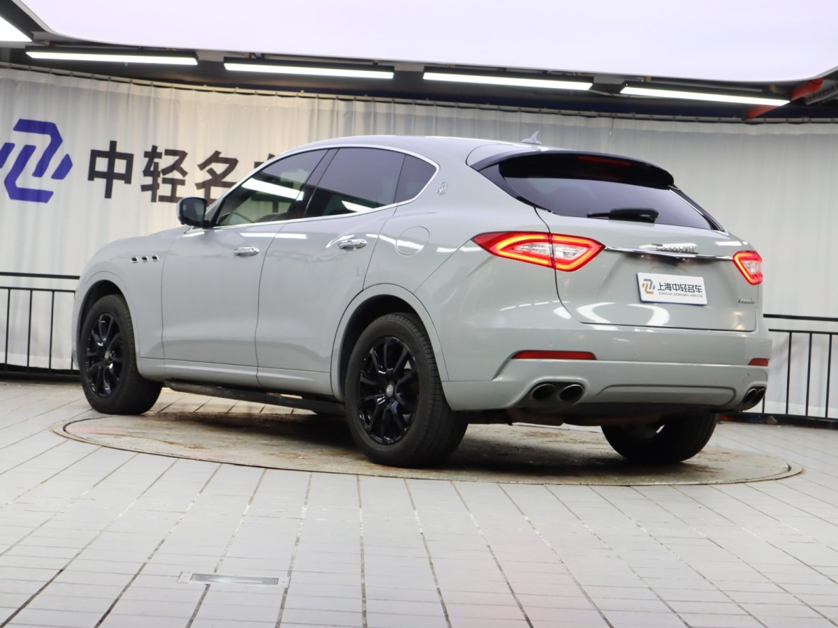 瑪莎拉蒂 Levante  2018款 3.0T 350Hp 標(biāo)準(zhǔn)版圖片