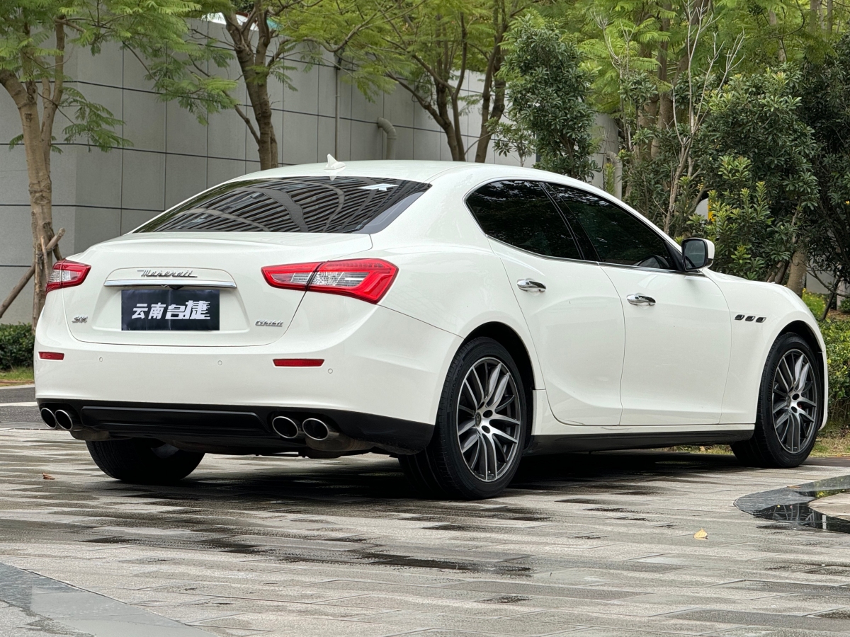 瑪莎拉蒂 Ghibli  2014款 3.0T 標(biāo)準(zhǔn)版圖片