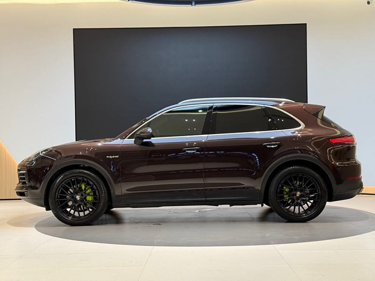 2019年7月保時(shí)捷 Cayenne新能源  2019款 Cayenne E-Hybrid 2.0T