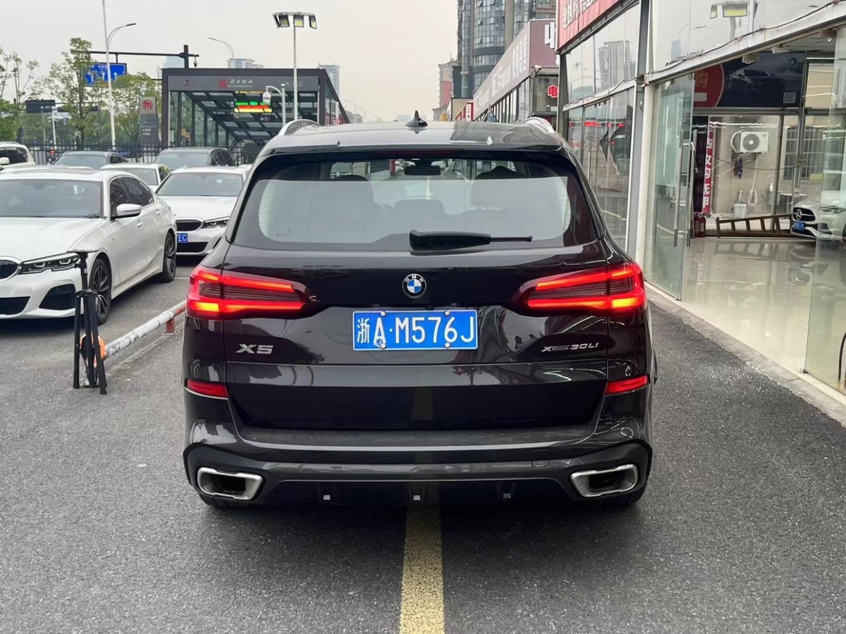 宝马 宝马X5  2022款 xDrive 30Li M运动套装图片