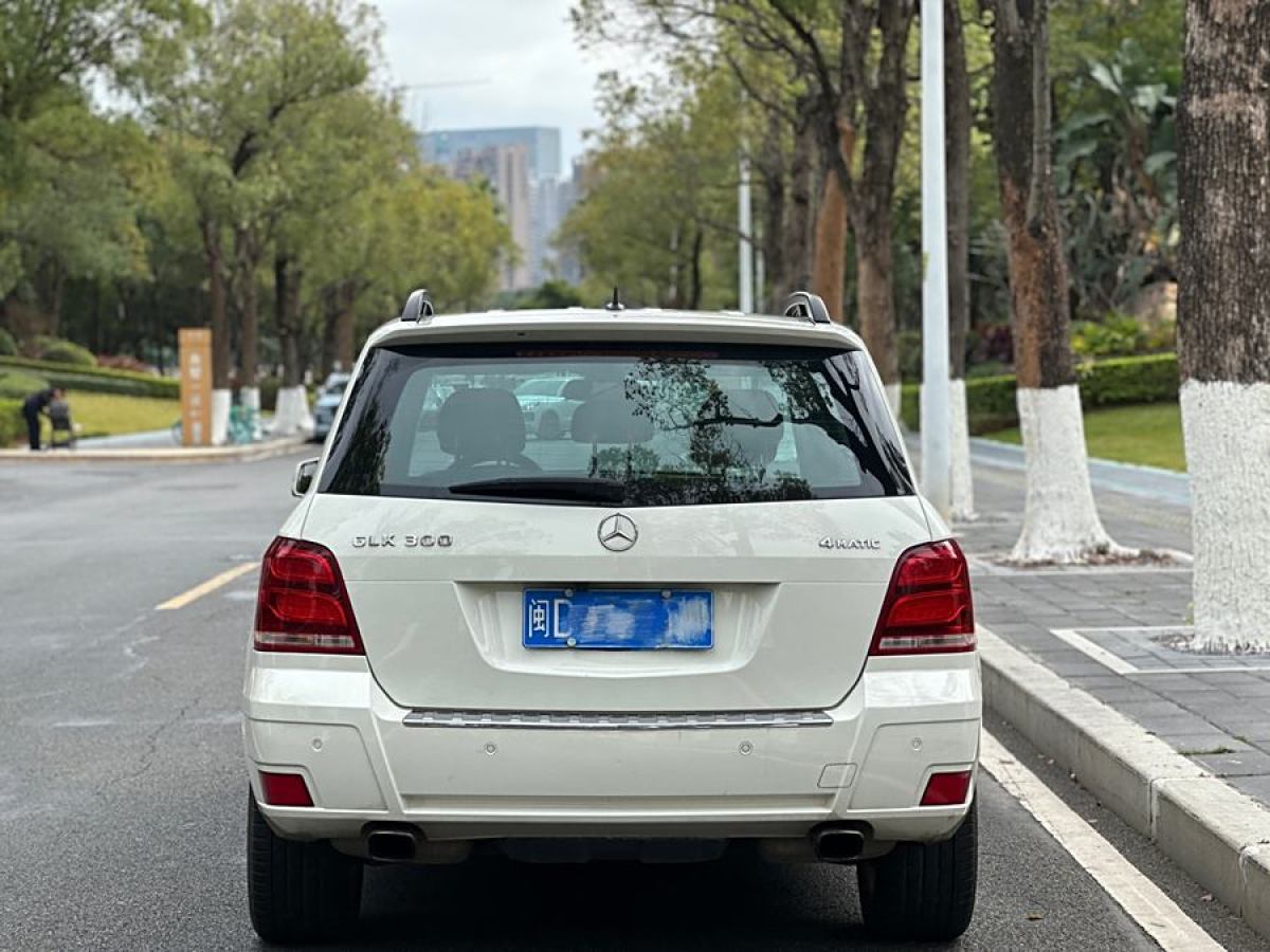 奔馳 奔馳GLK級(jí)  2011款 GLK 300 4MATIC 動(dòng)感型圖片