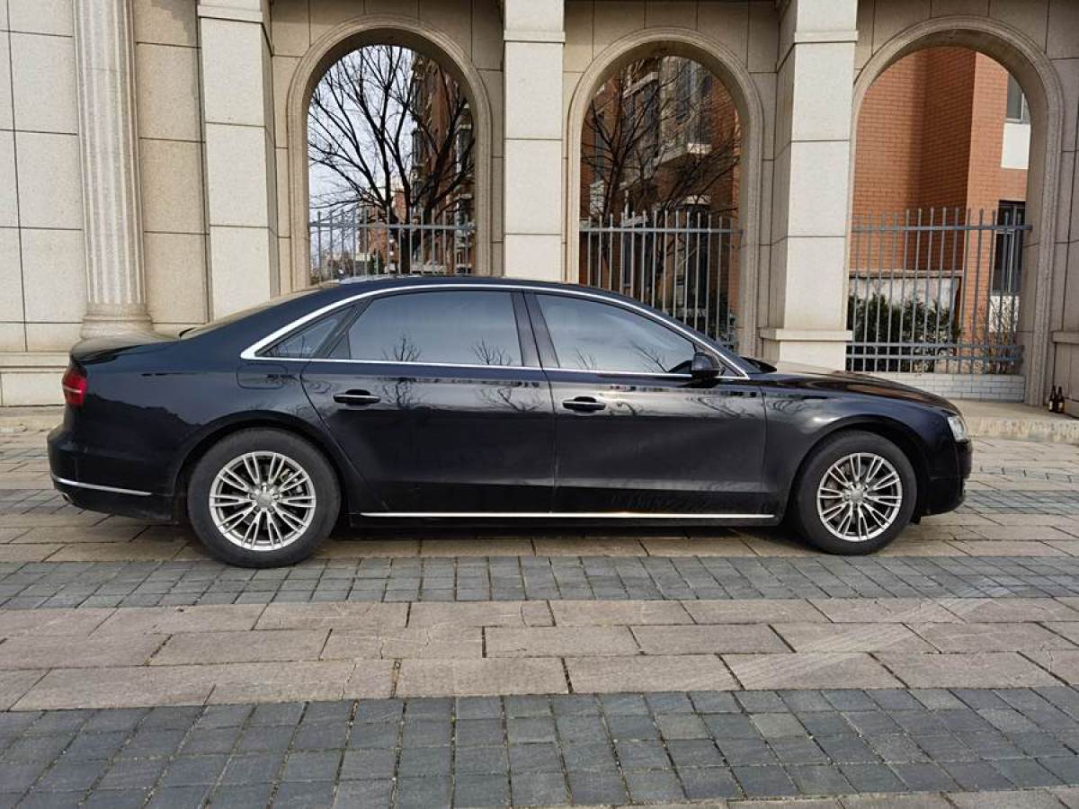 奧迪 奧迪A8  2016款 A8L 45 TFSI quattro時(shí)尚型圖片