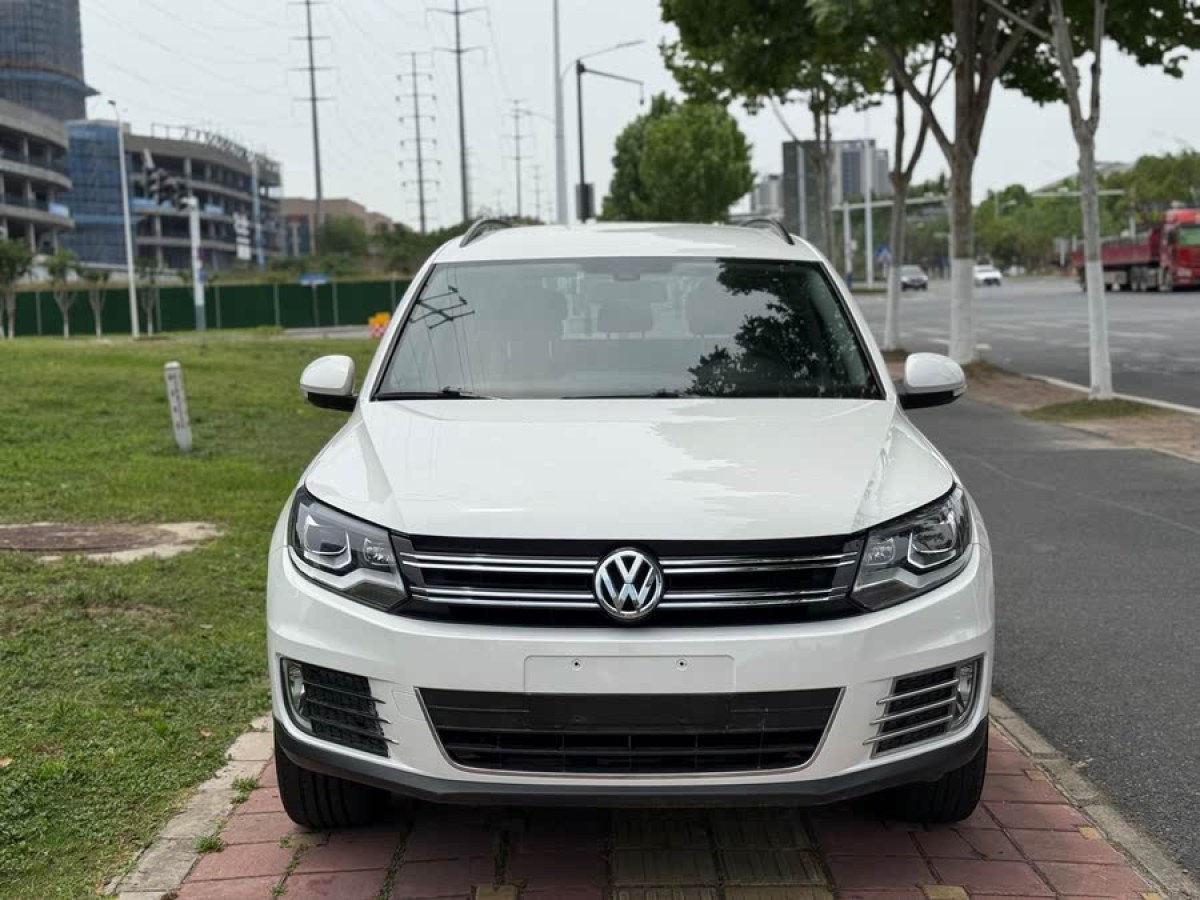 大眾 途觀  2015款 1.8TSI 自動兩驅(qū)舒適版圖片