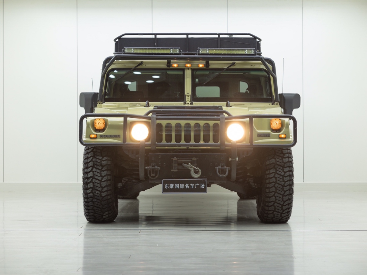 Hummer H1 2004 6.5L Alpha Edition图片