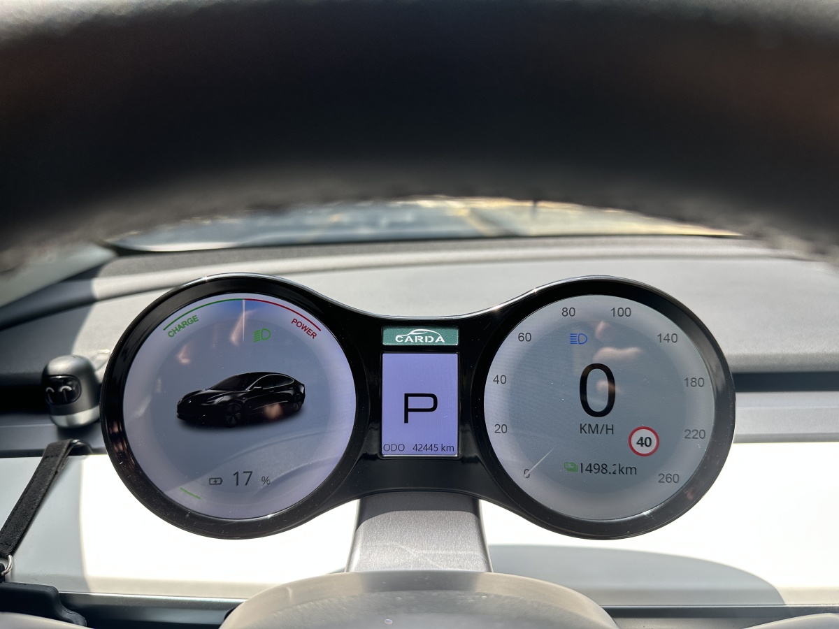 特斯拉 Model 3  2020款 改款 標(biāo)準(zhǔn)續(xù)航后驅(qū)升級版圖片
