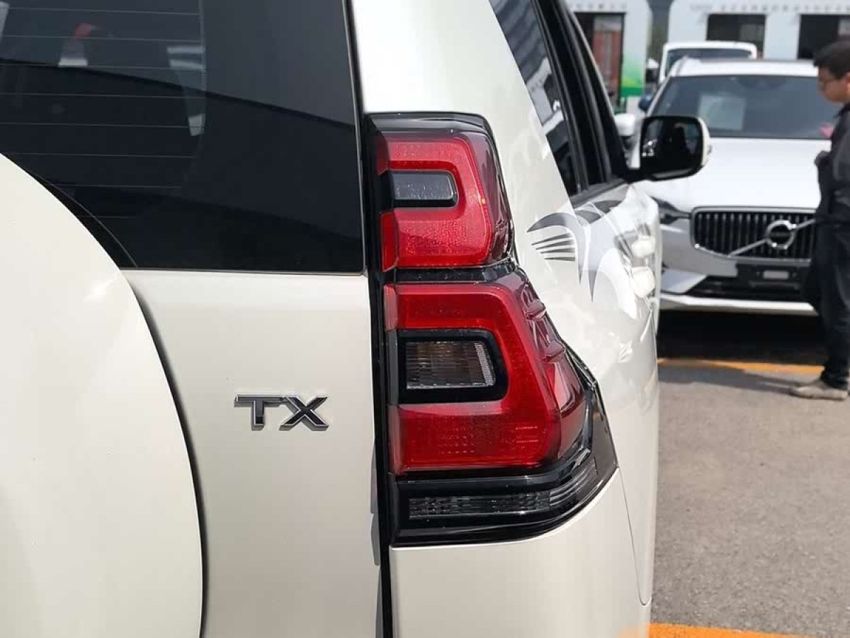 豐田 普拉多  2019款 3.5L 自動TX-L尊享版后掛備胎圖片
