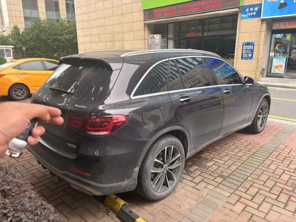 奔馳 奔馳GLC  2025款 改款 GLC 260 L 4MATIC 豪華型圖片