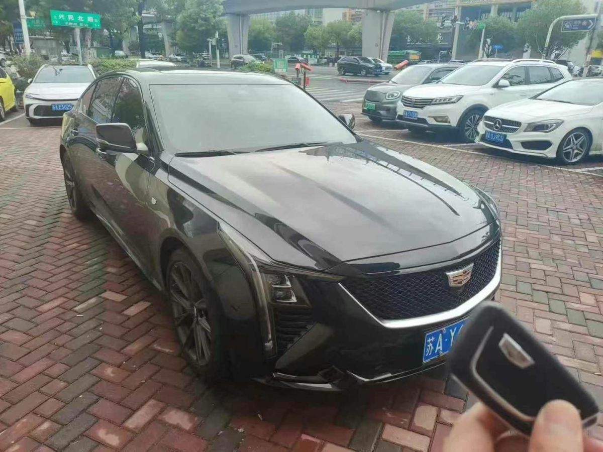 凱迪拉克 XT5  2024款 2.0T 兩驅(qū)風(fēng)尚型圖片