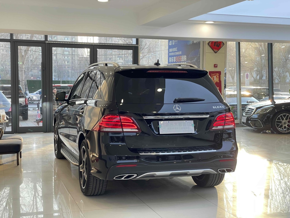 奔馳 奔馳GLE AMG  2017款 AMG GLE 43 4MATIC圖片