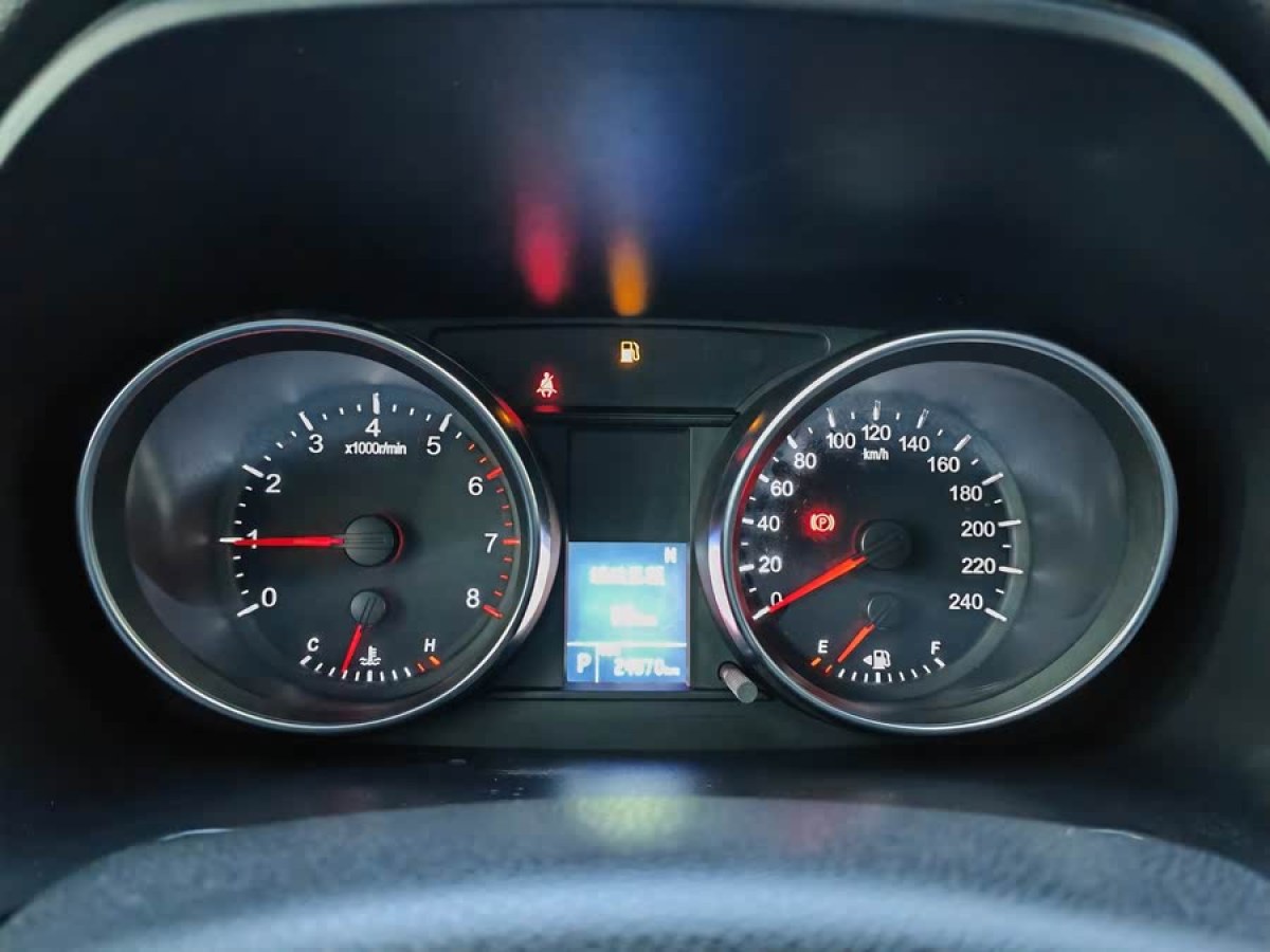 哈弗 M6  2021款 PLUS 1.5T DCT豪華智聯(lián)型圖片