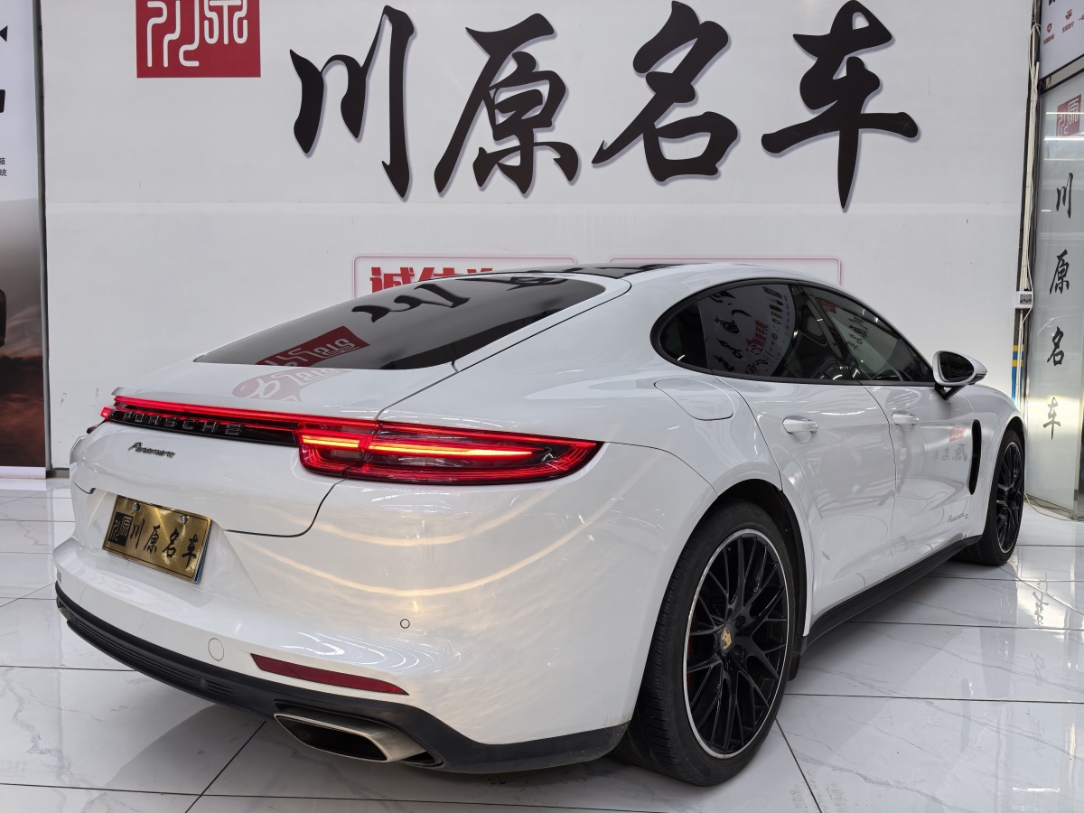 保時(shí)捷 Panamera  2019款 Panamera 十周年紀(jì)念版 2.9T圖片