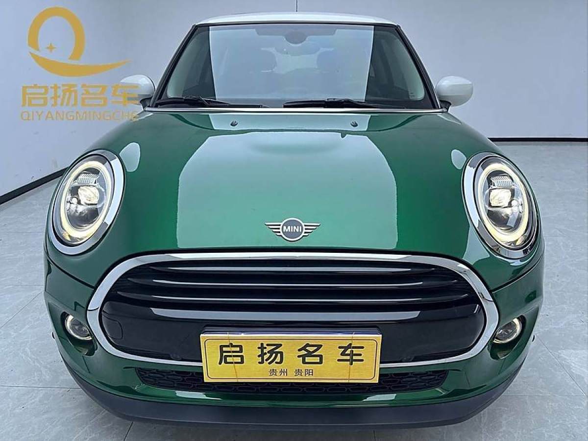 2020年10月MINI MINI  2020款 1.5T COOPER 藝術(shù)家