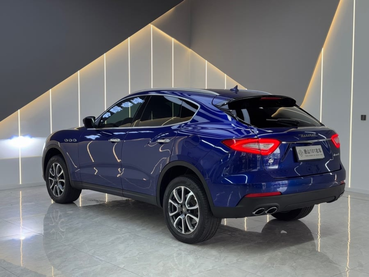 瑪莎拉蒂 Levante  2018款 3.0T 經(jīng)典版圖片