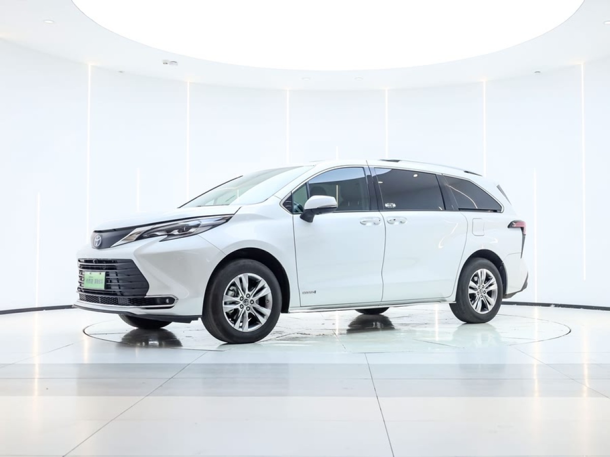 豐田 賽那SIENNA  2023款 2.5L混動 舒適版圖片