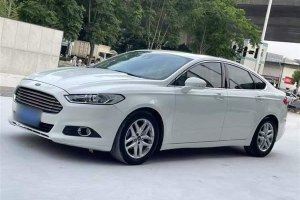 蒙迪歐 福特 1.5L GTDi180時(shí)尚型