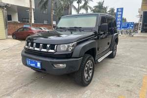 BJ40 北京 40L 2.3T 自動四驅(qū)尊享版