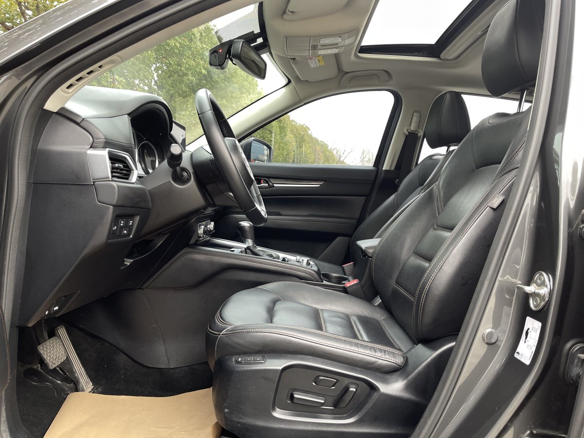 2020年4月马自达 CX-5  2020款 改款  2.5L 自动两驱智尊型