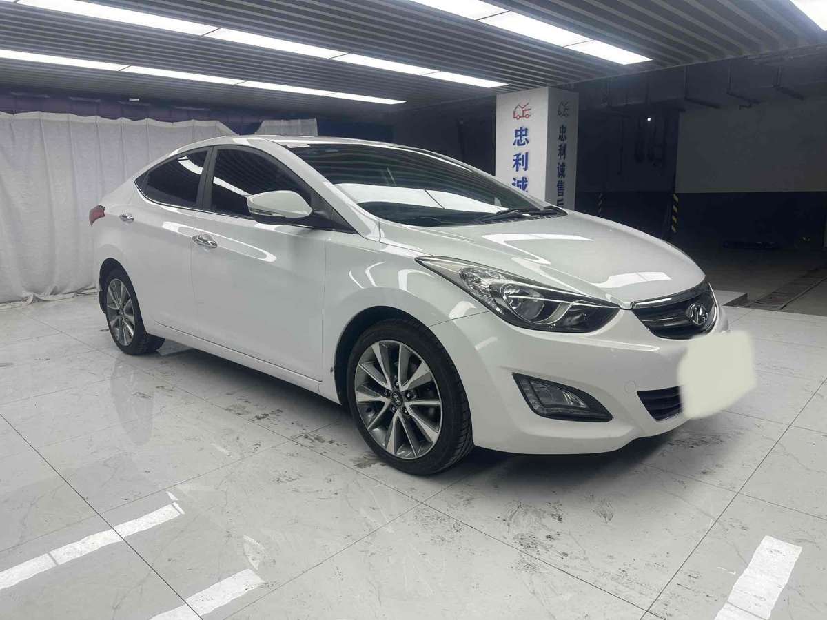 現(xiàn)代 朗動  2015款 1.6L 自動領(lǐng)先型圖片