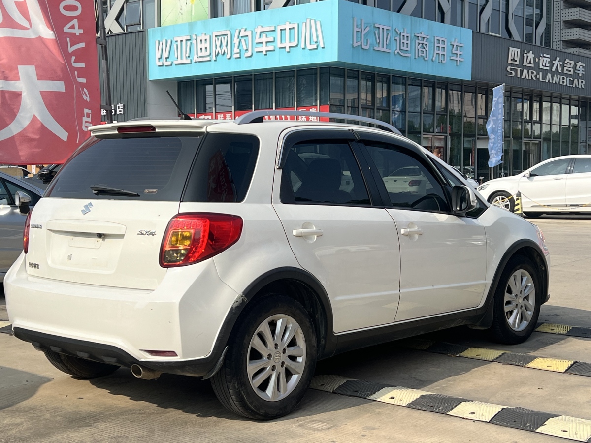 鈴木 天語(yǔ)  2013款 SX4 1.6L 酷銳靈動(dòng)型圖片