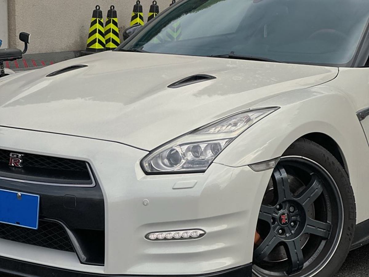 日產(chǎn) GT-R  2015款 3.8T 特別版圖片