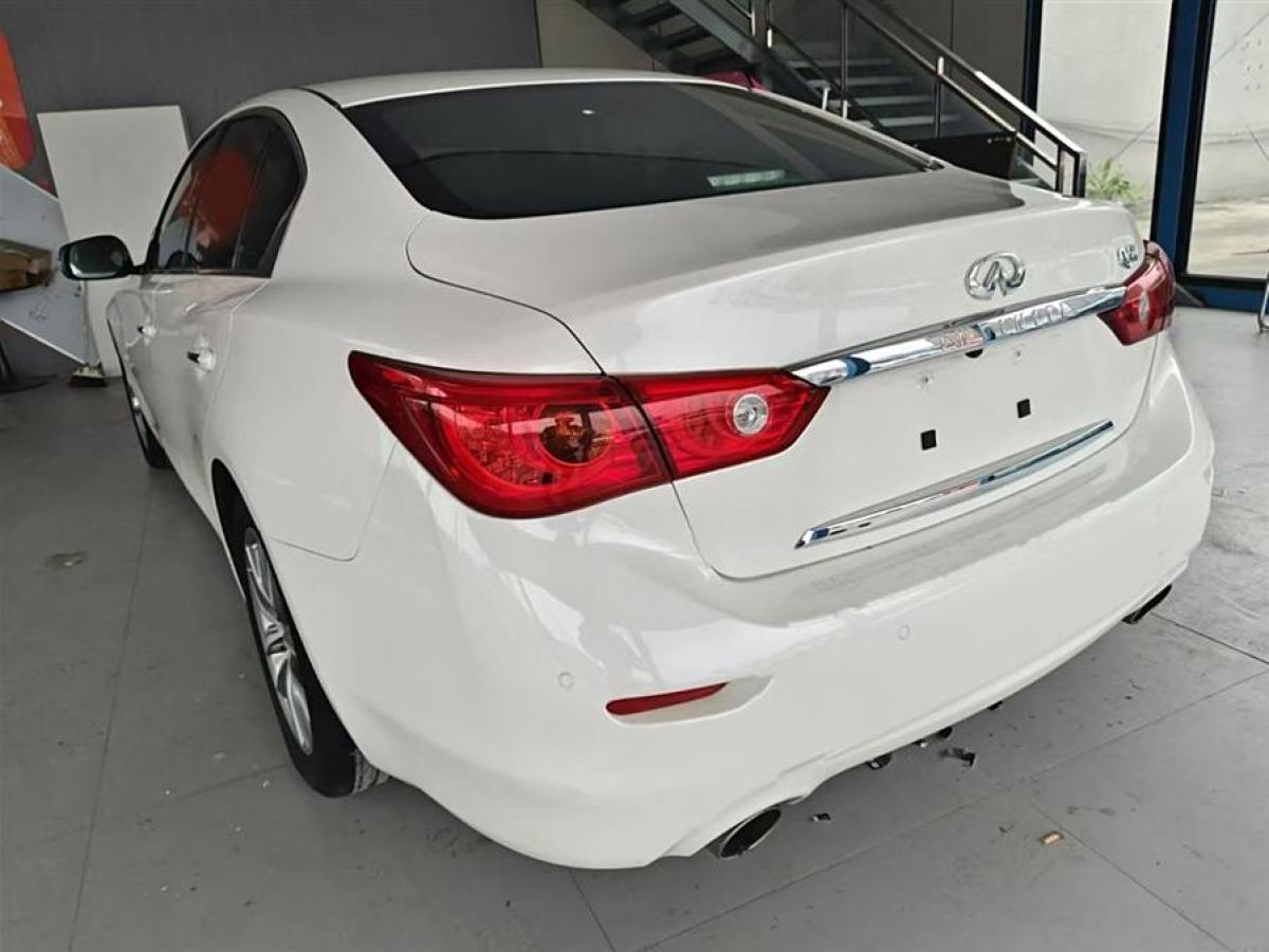 英菲尼迪 Q50L  2015款 2.0T 舒適版圖片