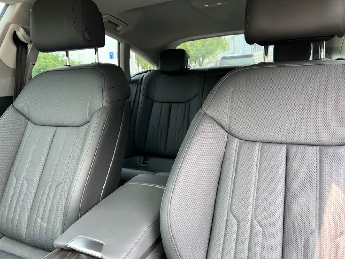 奧迪 奧迪A7  2019款 55 TFSI quattro 競技版圖片