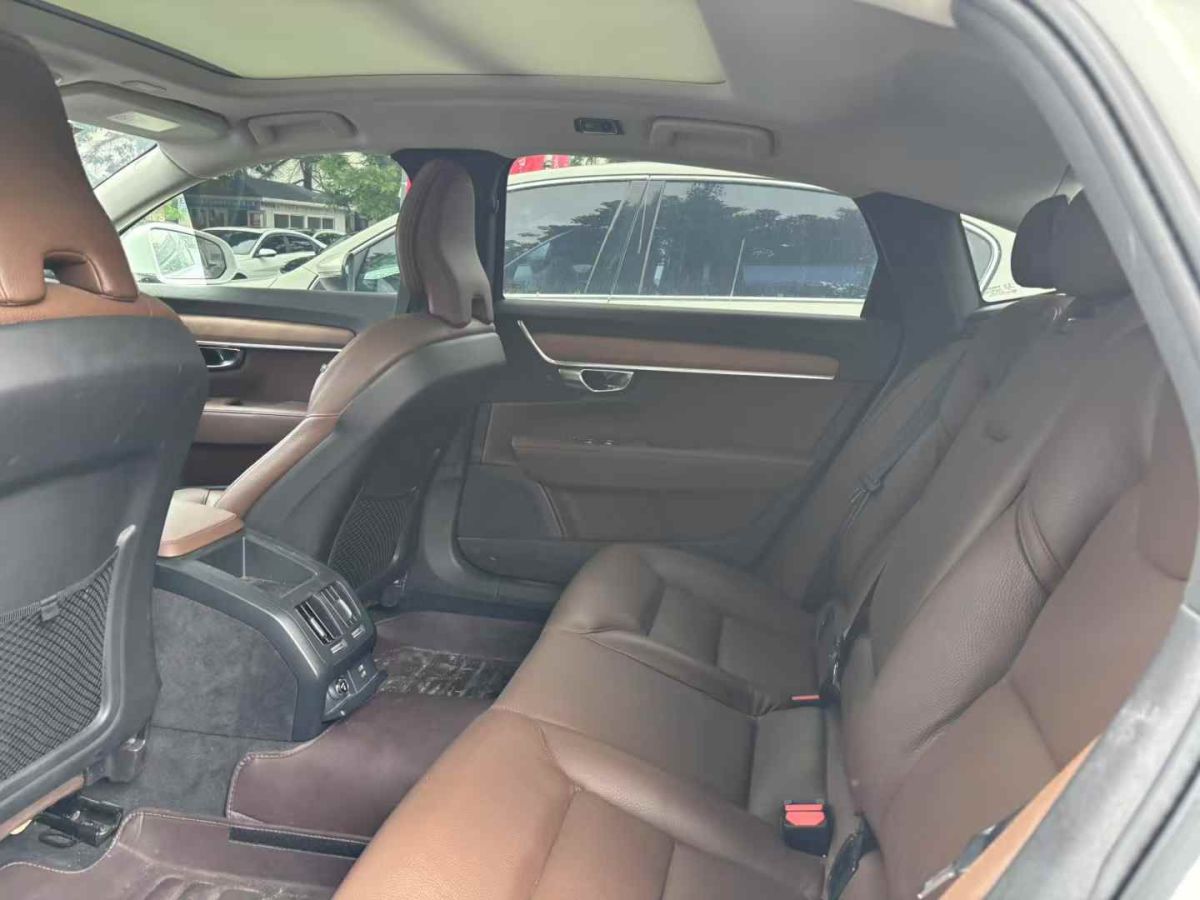 沃爾沃 S90  2020款  T4 智行豪華版圖片