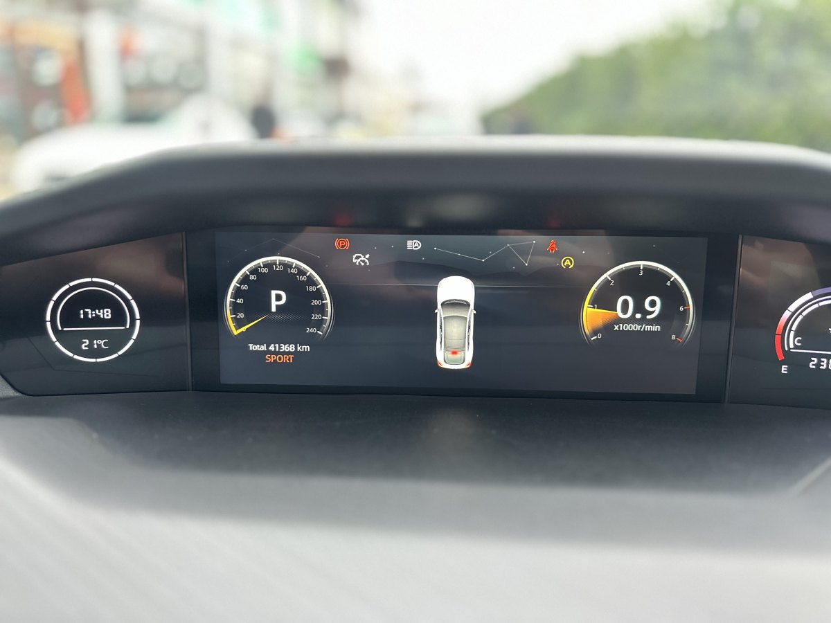 長(zhǎng)安 長(zhǎng)安UNI-V  2022款 1.5T 智慧領(lǐng)航型圖片