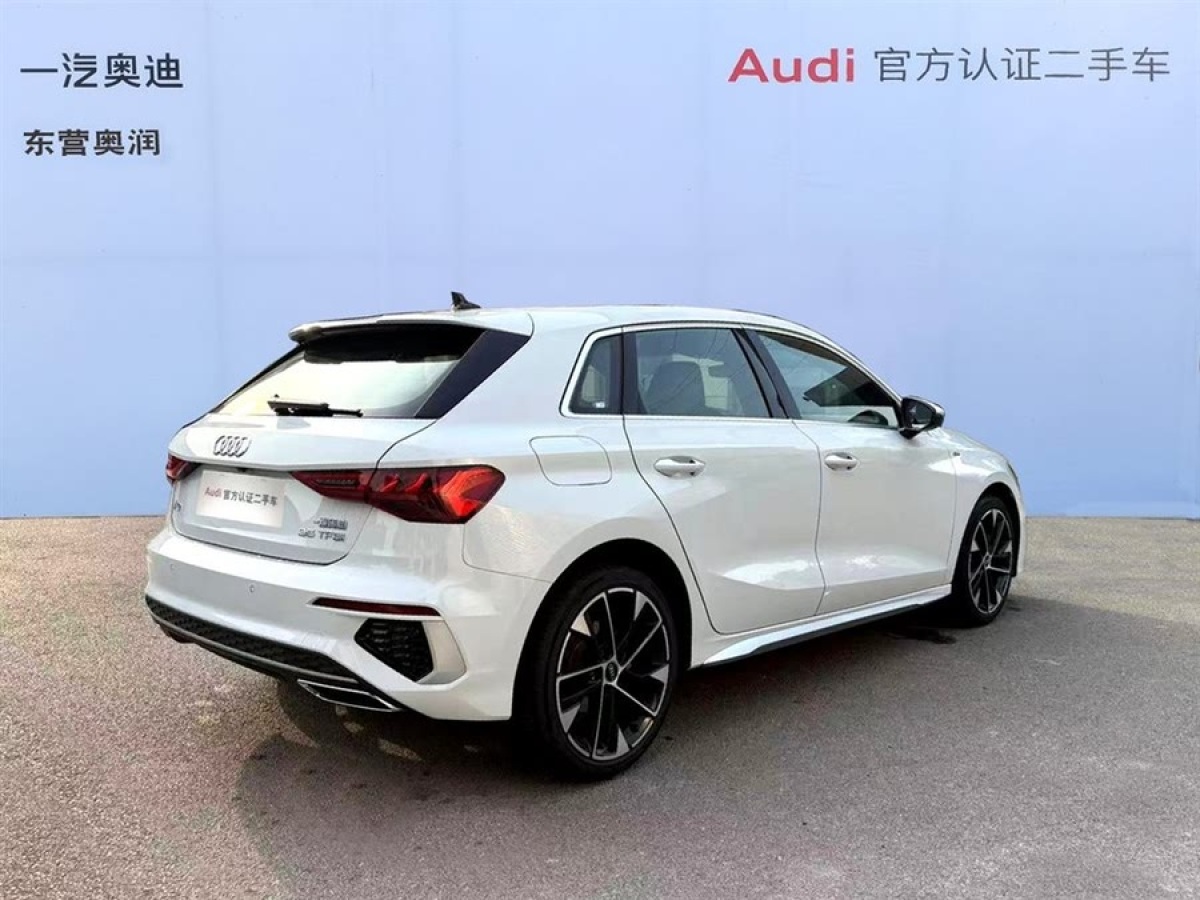 奧迪 奧迪A3  2023款 改款 Sportback 35 TFSI 時尚運(yùn)動型圖片
