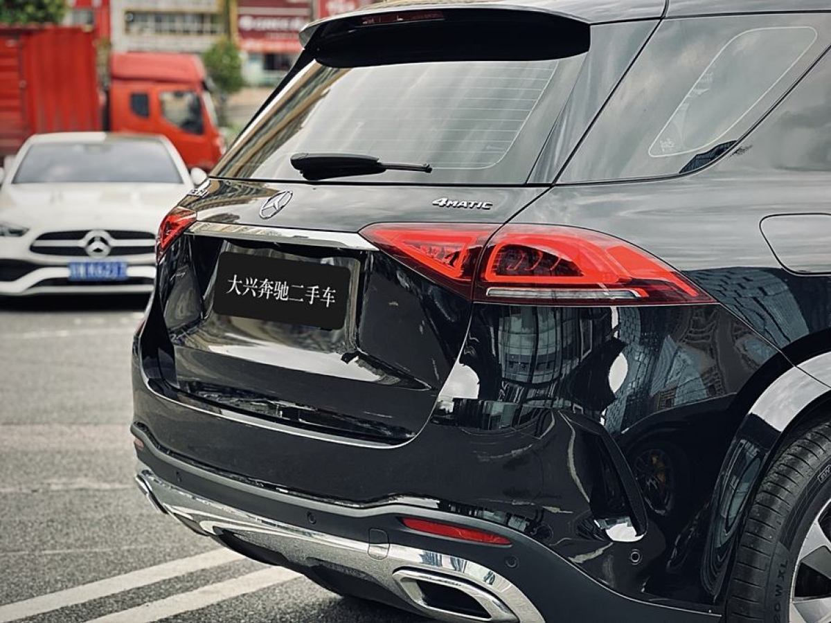 2022年6月奔馳 奔馳GLE  2022款 改款 GLE 450 4MATIC 時(shí)尚型