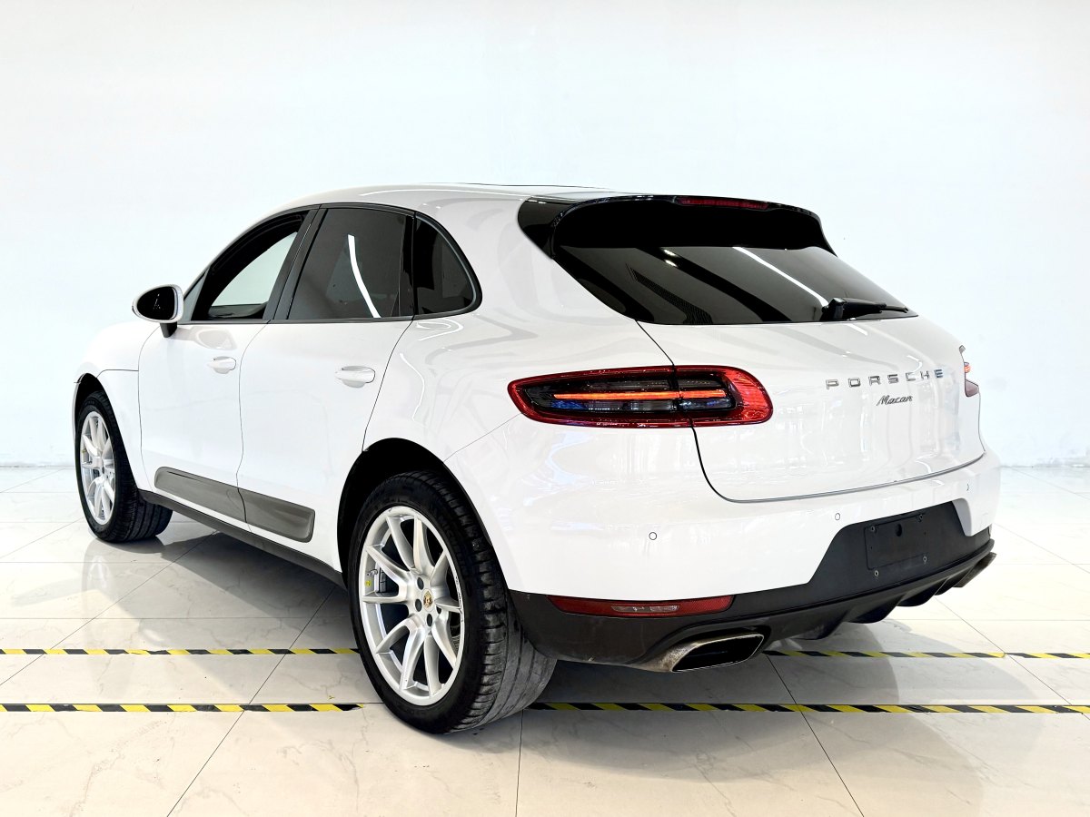 保時(shí)捷 Macan  2014款 Macan 2.0T圖片