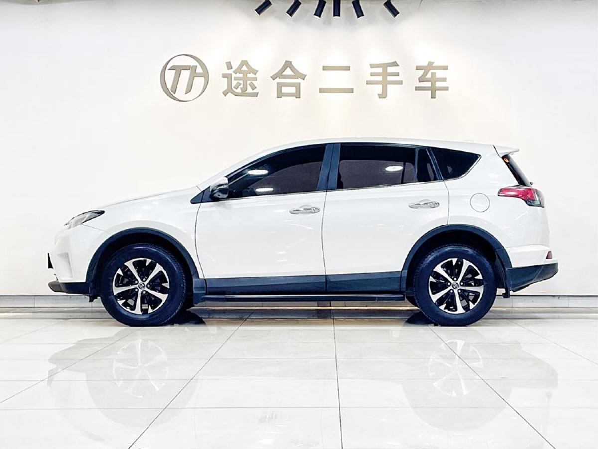 豐田 RAV4榮放  2016款 2.0L CVT兩驅(qū)風(fēng)尚版圖片