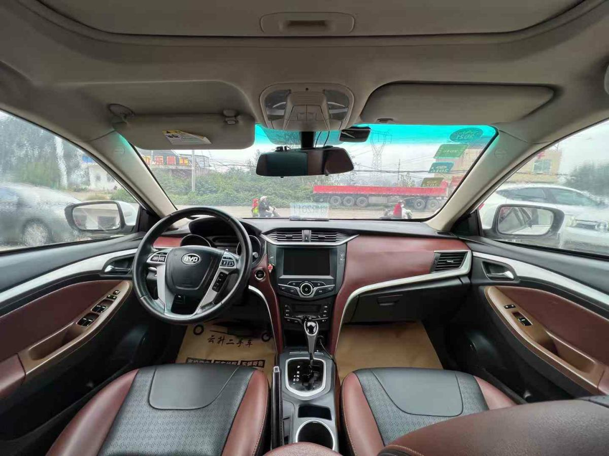 比亞迪 G5  2014款 1.5TID 自動尊貴型圖片