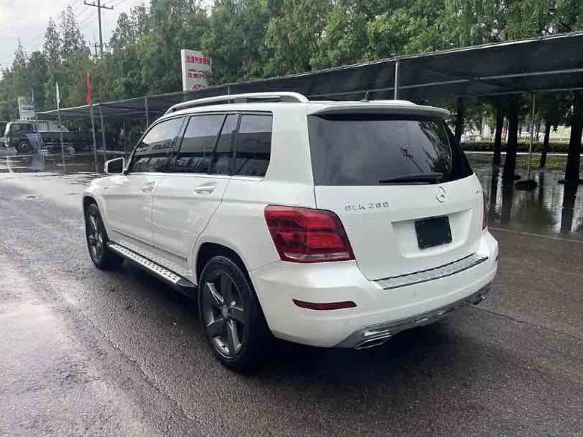 奔馳 奔馳GLK級  2015款 GLK 260 4MATIC 時尚型 極致版圖片