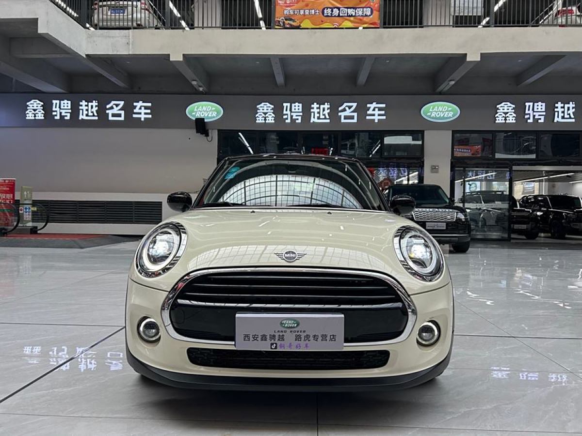 MINI MINI  2020款 1.5T COOPER 藝術(shù)家 五門版圖片