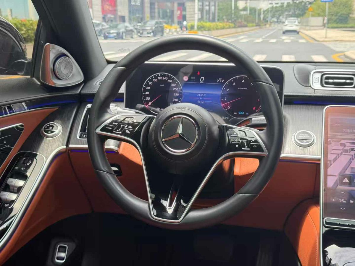 奔馳 V級(jí)  2022款 V 260 L 長軸距尊貴版圖片