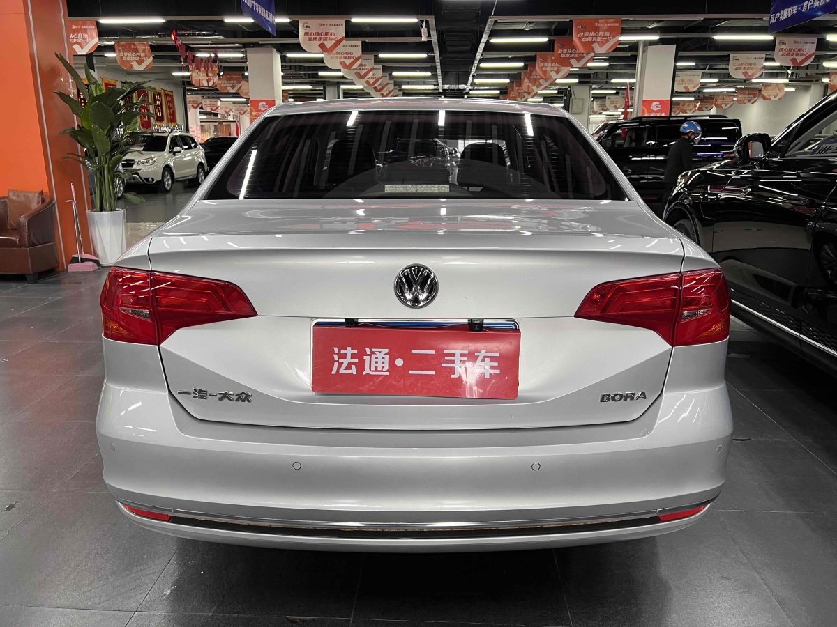 大眾 寶來  2016款 1.6L 手動(dòng)舒適型圖片