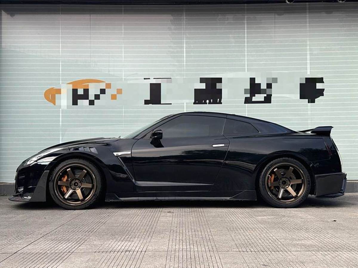 日產(chǎn) GT-R  2012款 3.8T Premium Edition圖片