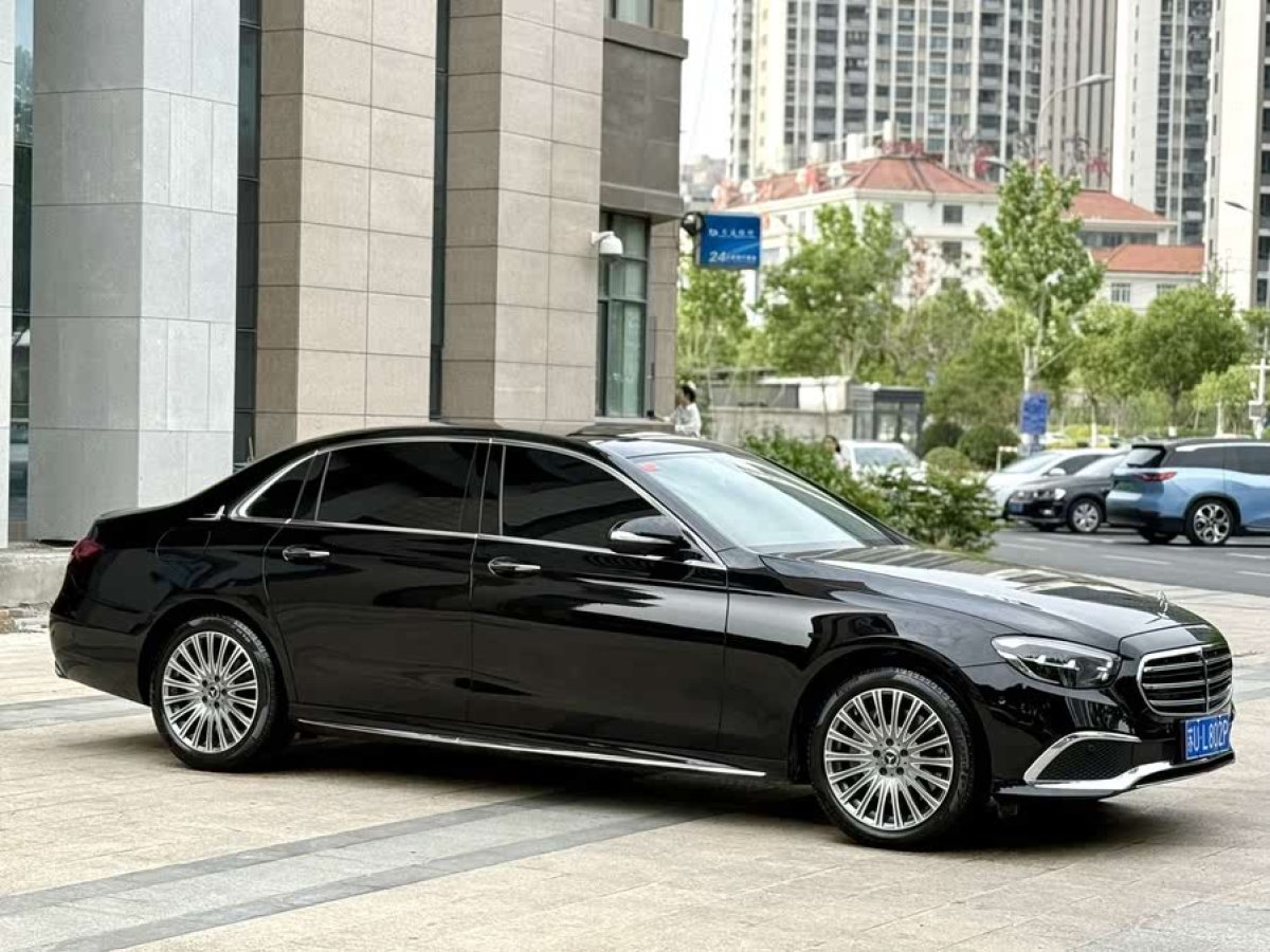 奔馳 奔馳E級  2020款 E 300 L 運(yùn)動(dòng)豪華型圖片