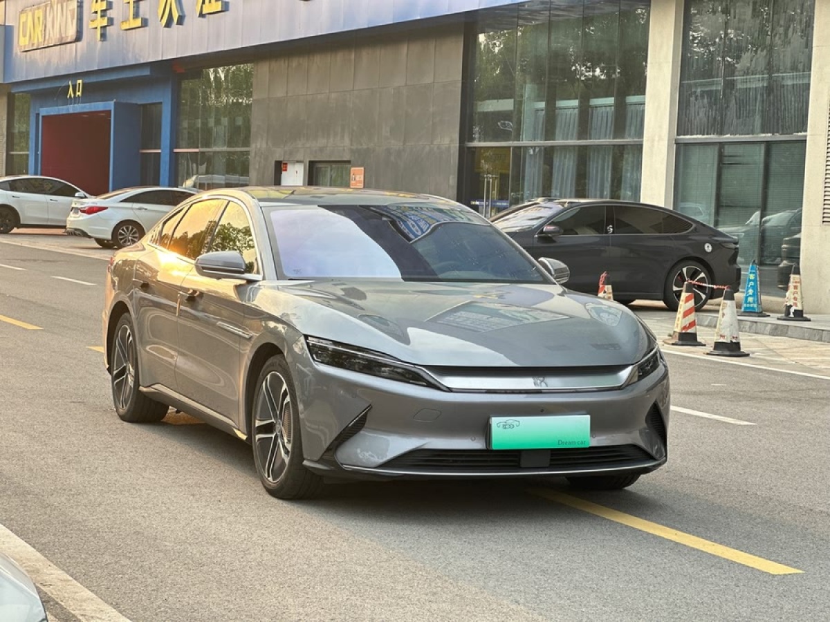 比亞迪 漢  2020款 EV 超長(zhǎng)續(xù)航版尊貴型圖片