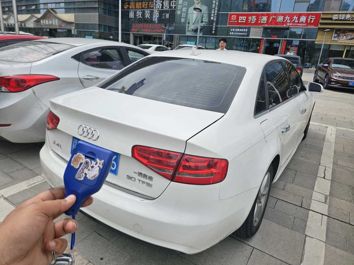 奧迪 奧迪A4L  2015款 30 TFSI 自動(dòng)舒適型圖片