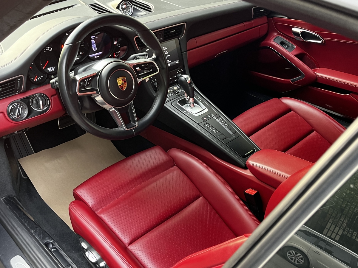 2017年8月保时捷 911  2016款 Carrera 4 3.0T
