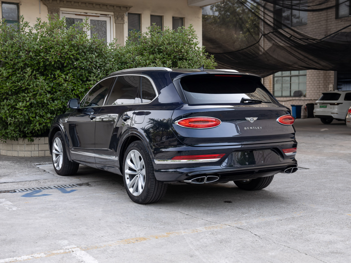 賓利 添越PHEV  2021款 3.0T PHEV圖片
